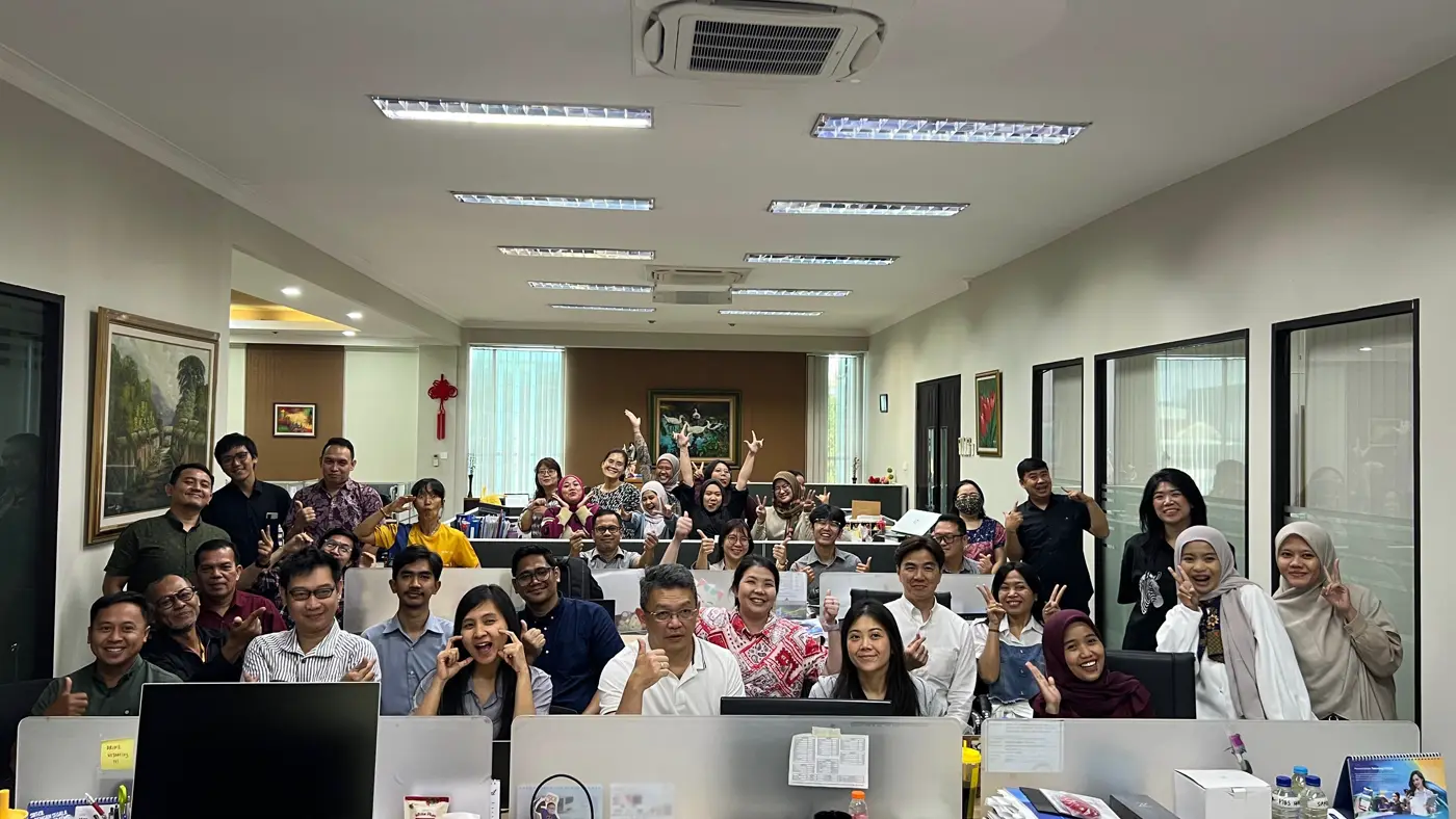 Sesi pelatihan AI for Productivity untuk tim lintas fungsi PT Prolink Indonesia