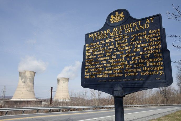 pencemaran lingkungan - Monumen informasi peristiwa nuklir di Three Mile Island 