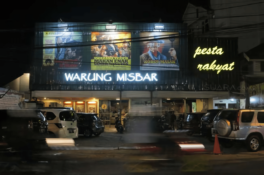 Tempat Berbuka - Warung Misbar