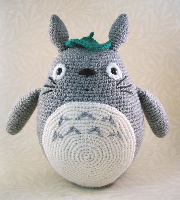 kerajinan tangan - Amigurumi Totoro dari hasil crocheting