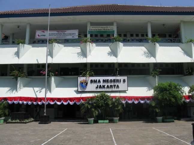 sma negeri - SMA 8 Jakarta 
