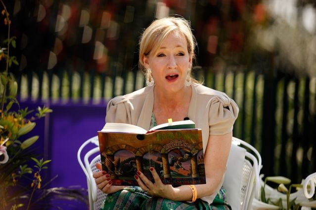 minat membaca - J.K Rowling
