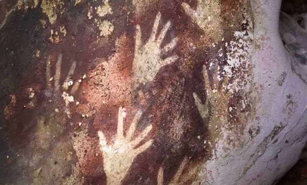 Lukisan Prasejarah Tertua yang Ada di Maros-Pangkep